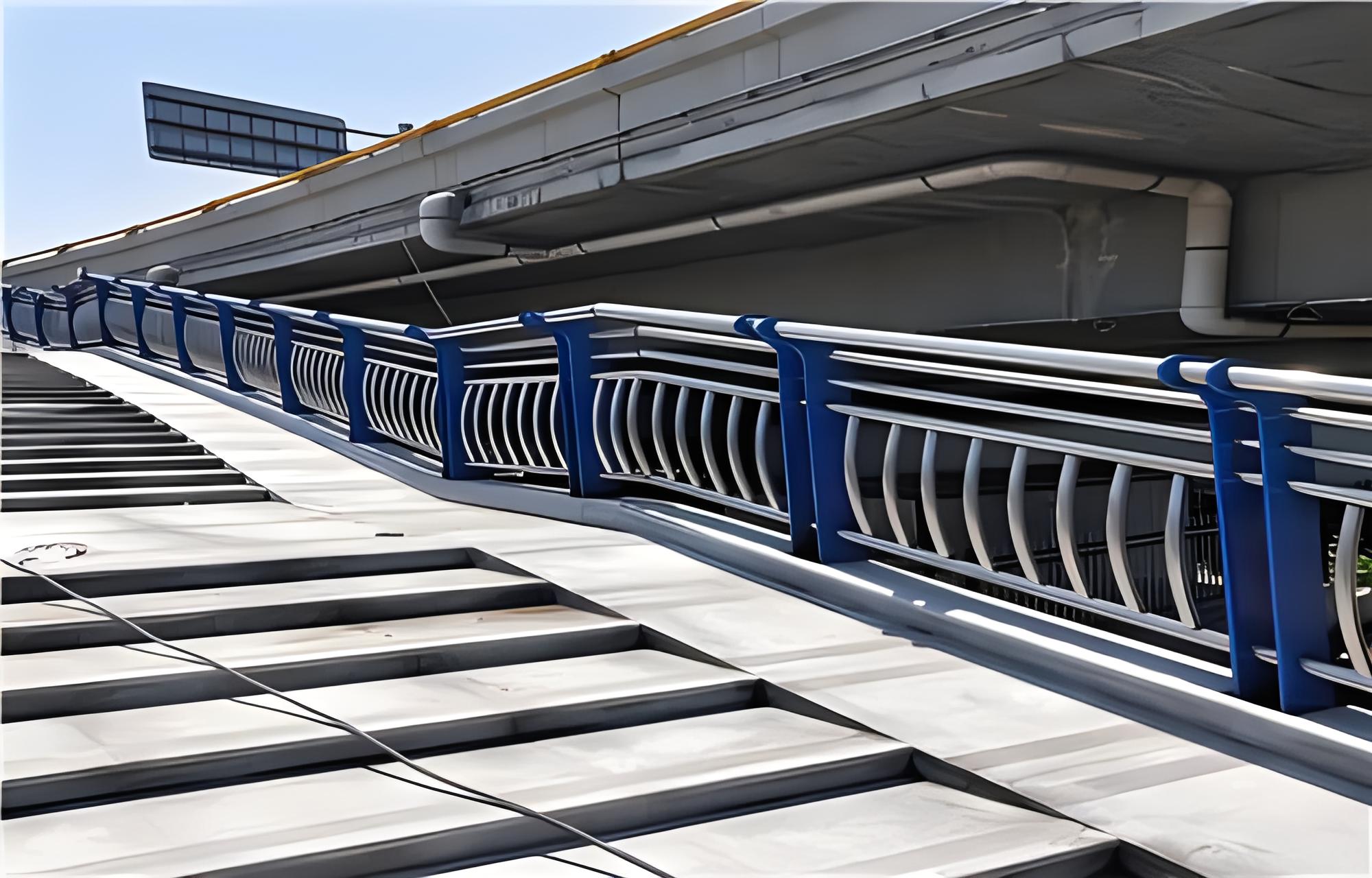 鞍山不锈钢桥梁护栏维护方案：确保安全，延长使用寿命